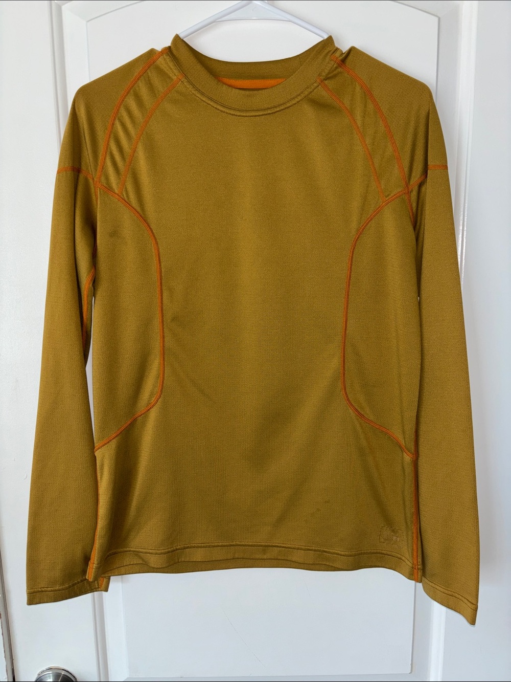 REI base layer crew Men's Performance Long-Sleeve Shirt - M